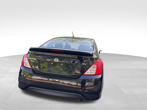 Used 2019 Nissan Versa SV FWD image 8