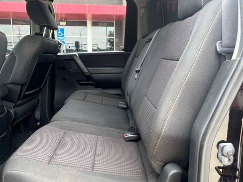 Used 2014 Nissan Titan PRO-4X AWD/4WD image 9