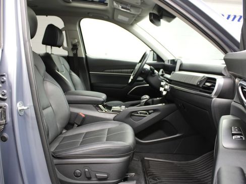 Used 2024 Kia Telluride SX w/ Towing Package AWD/4WD image 37