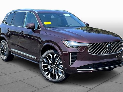 New 2026 Volvo XC90 B6 Plus w/ Protection Package Premier image 16