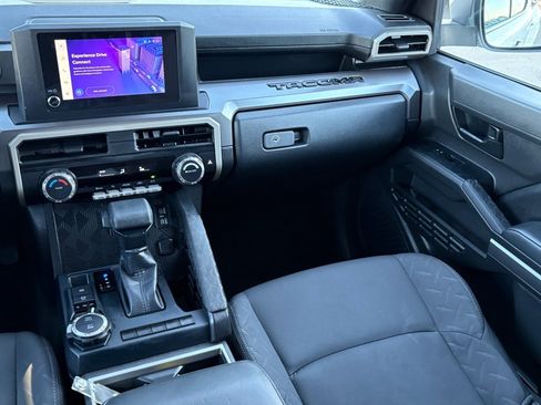 Used 2025 Toyota Tacoma SR5 image 17