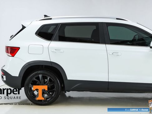 Used 2023 Volkswagen Taos SE w/ Black Wheel Package FWD image 48