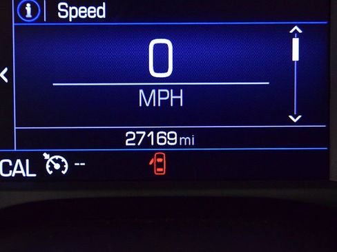 Used 2021 Chevrolet Camaro LT w/ Technology Package image 15