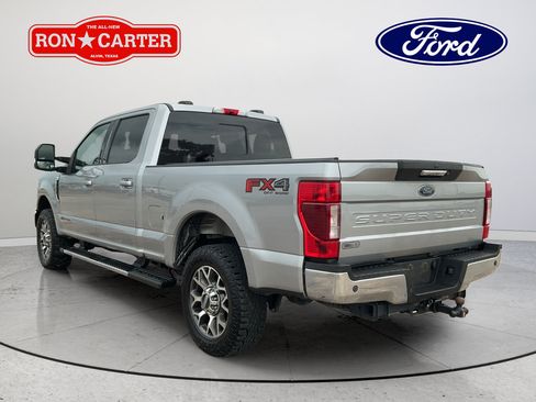 Used 2021 Ford F250 Lariat w/ Lariat Value Package AWD/4WD image 4