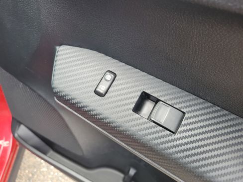 Used 2015 Toyota RAV4 XLE image 22