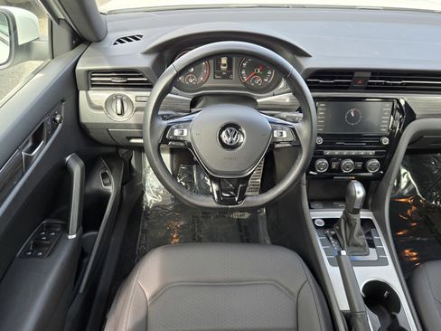 Used 2021 Volkswagen Passat 2.0T R-Line image 13