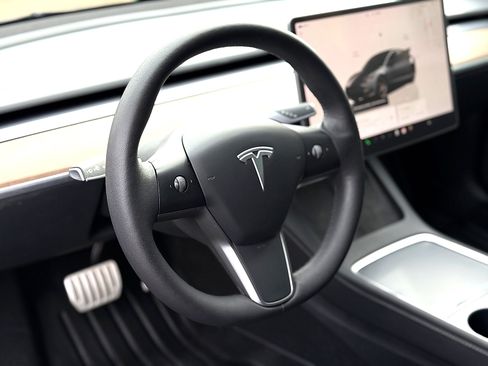 Used 2022 Tesla Model 3 Performance image 31