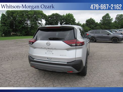 Used 2022 Nissan Rogue SV AWD/4WD image 15