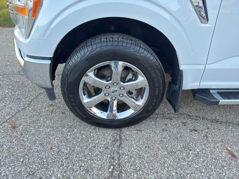 Used 2023 Ford F150 XLT w/ Max Trailer Tow Package image 4