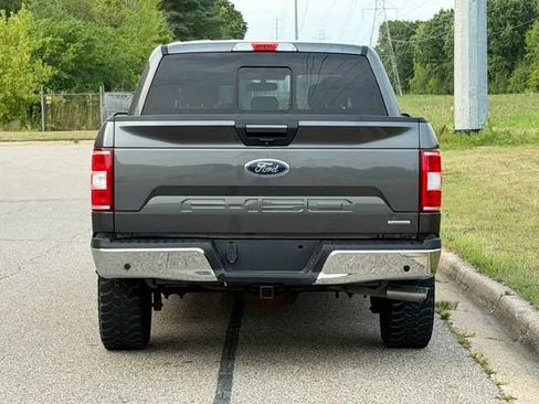 Used 2018 Ford F150 XLT w/ Equipment Group 302A Luxury AWD/4WD image 32