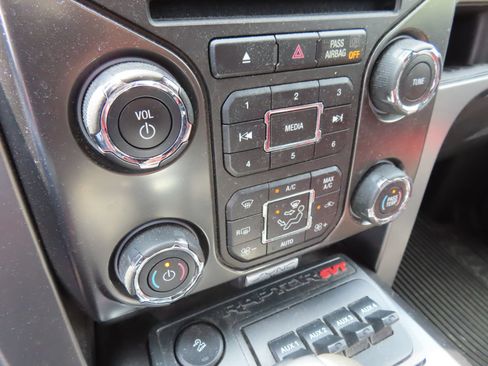 Used 2014 Ford F150 Raptor w/ Equipment Group 801A Luxury AWD/4WD image 26