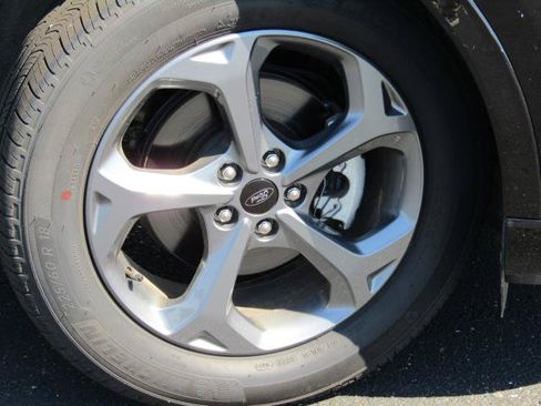 Used 2024 Ford Escape ST-Line w/ Tech Pack #1 AWD/4WD image 5
