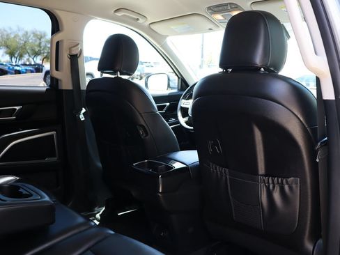 Used 2021 Kia Telluride LX AWD/4WD image 29