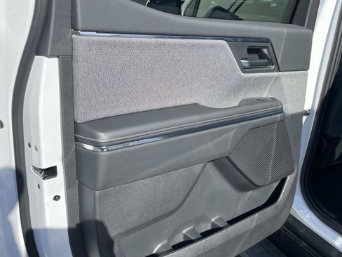 New 2026 GMC Sierra EV Elevation image 23