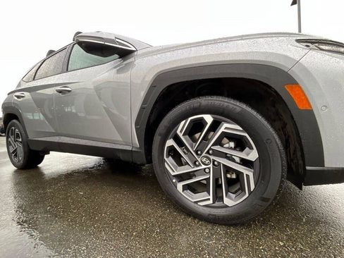 Used 2025 Hyundai Tucson Limited image 10