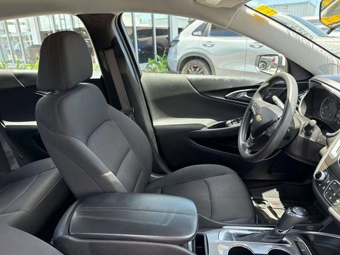 Used 2020 Chevrolet Malibu LT FWD image 10