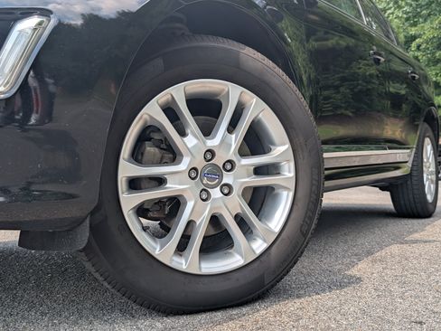 Used 2016 Volvo XC60 T5 w/ Proximity Package FWD image 35
