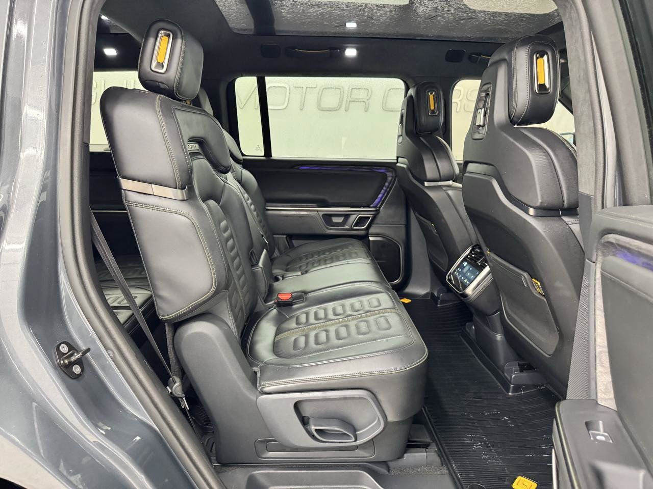 Used 2022 Rivian R1S Launch Edition Quad AWD/4WD image 20