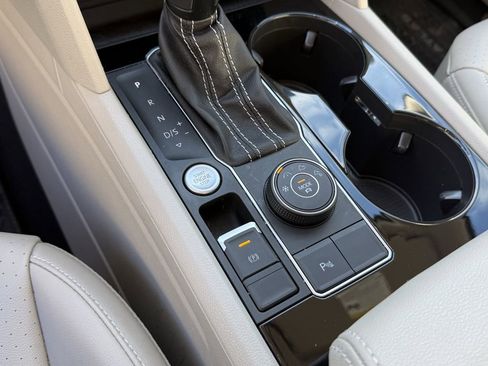 Used 2022 Volkswagen Atlas SEL image 29