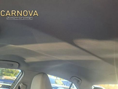 Used 2021 Toyota Camry XLE image 29