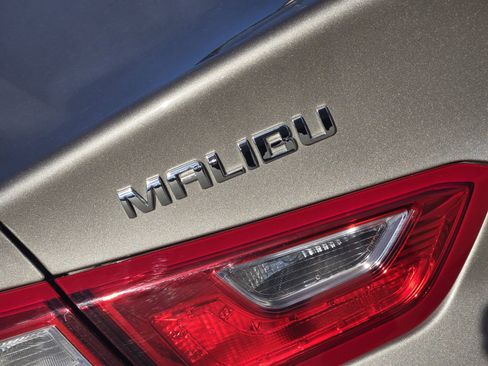 Used 2024 Chevrolet Malibu LT image 13
