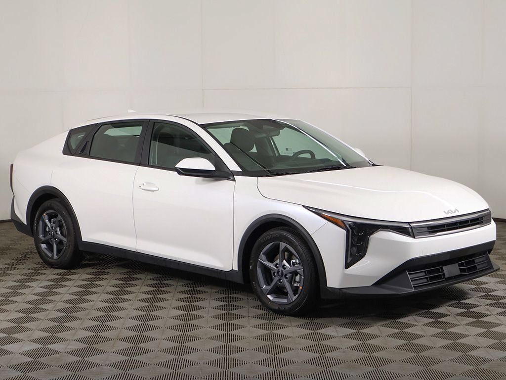 Certified 2025 Kia K4 FWD image 49