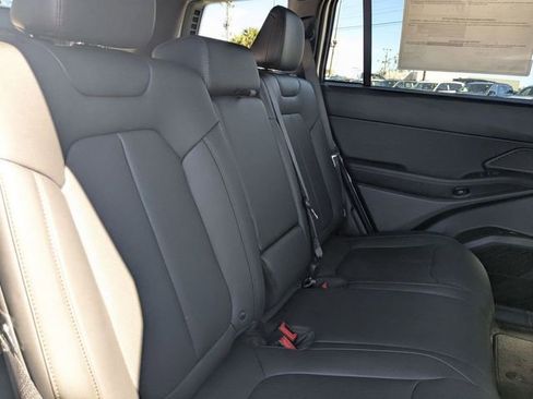 New 2026 Jeep Cherokee Limited image 34