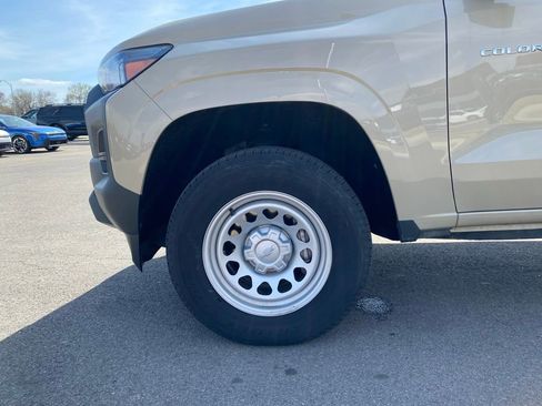 Used 2023 Chevrolet Colorado W/T image 29