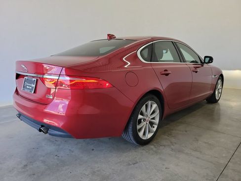 Used 2018 Jaguar XF Premium AWD/4WD image 5
