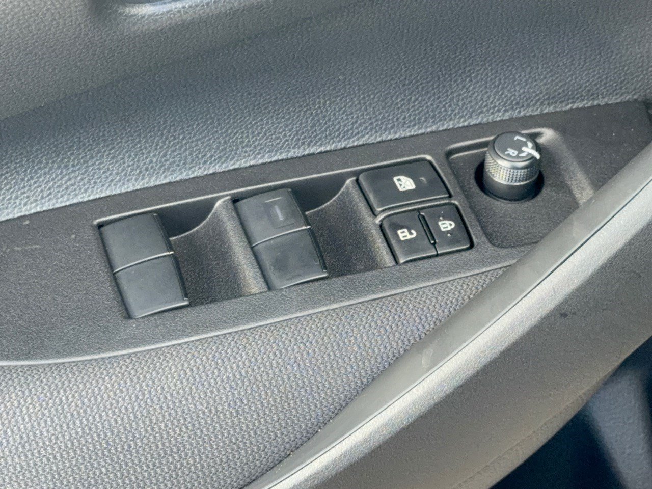 Certified 2026 Toyota Corolla LE FWD image 15