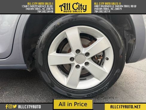 Used 2010 Scion xB Hatchback 4D image 27