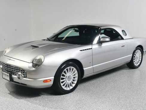 Used 2004 Ford Thunderbird RWD image 2