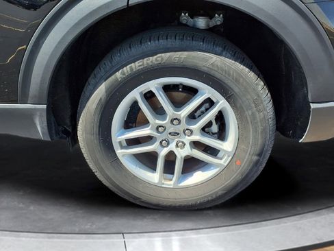 New 2026 Ford Explorer Active AWD/4WD image 17