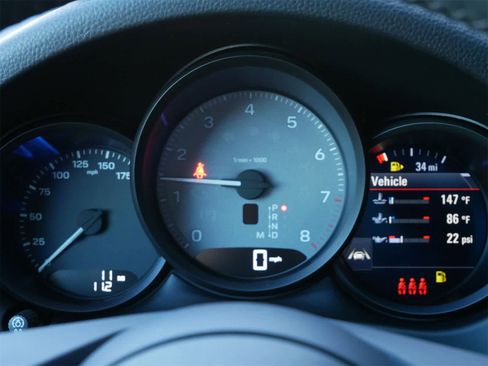 New 2026 Porsche Macan S image 18