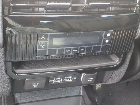 New 2026 Jeep Grand Wagoneer 4WD image 24