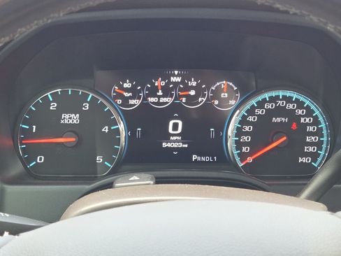 Used 2018 GMC Sierra 2500 Denali w/ Duramax Plus Package AWD/4WD image 29