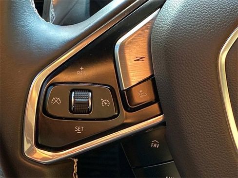 Used 2024 Chevrolet Corvette Stingray image 16