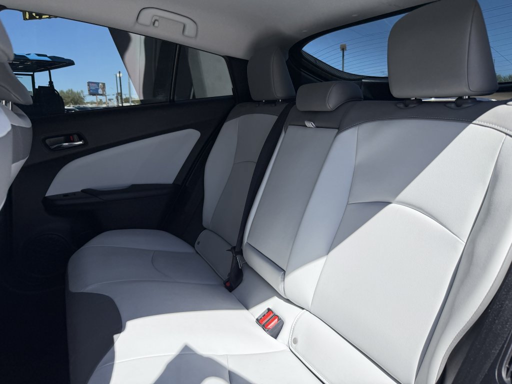 Used 2020 Toyota Prius Prime XLE FWD image 32