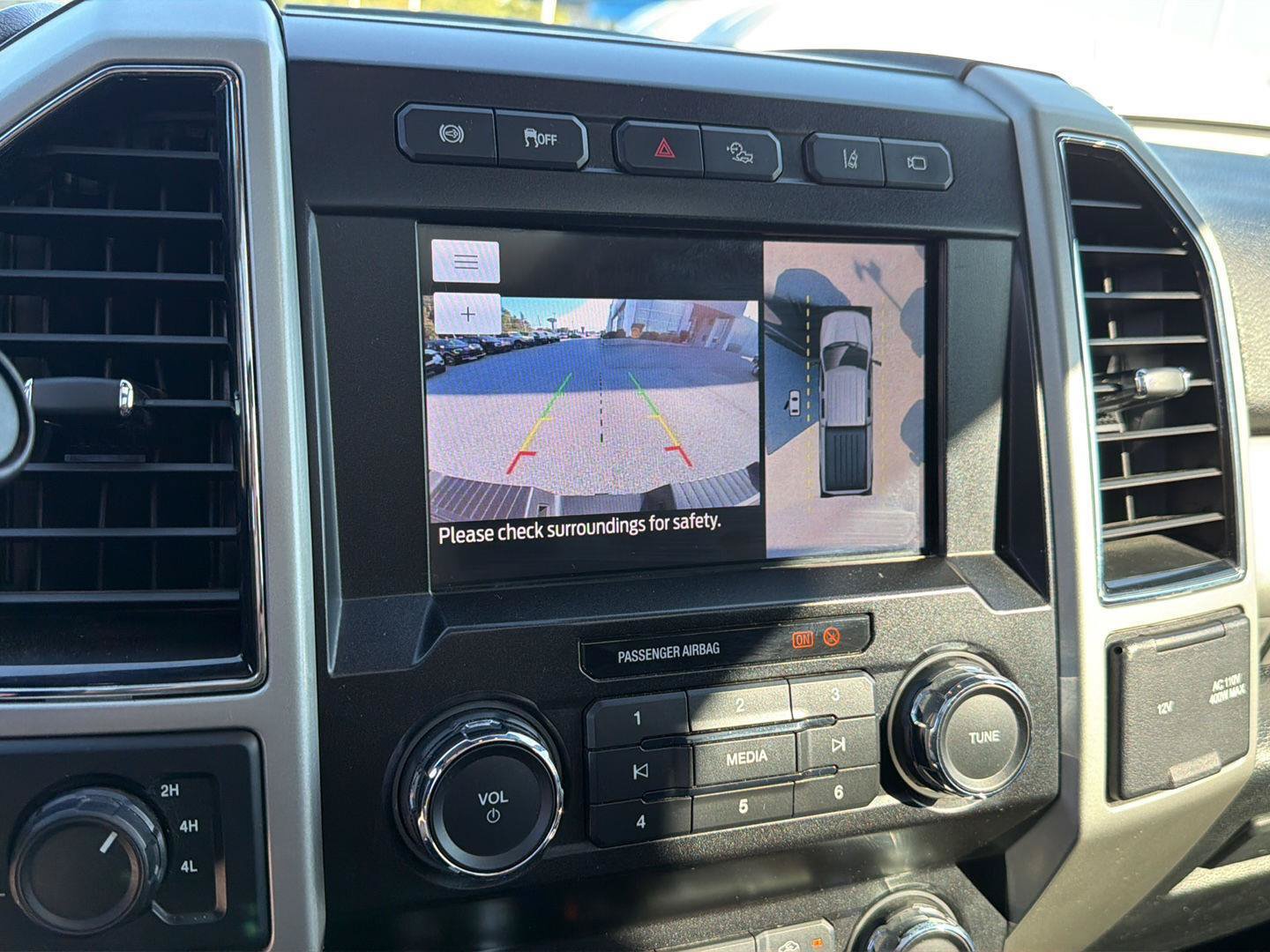 Used 2020 Ford F250 Lariat AWD/4WD image 25