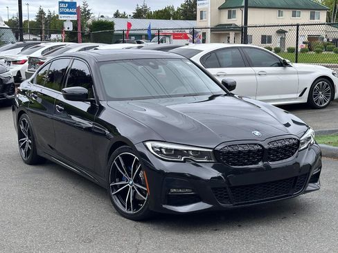 Used 2019 BMW 330i Sedan w/ M Sport Package RWD image 21