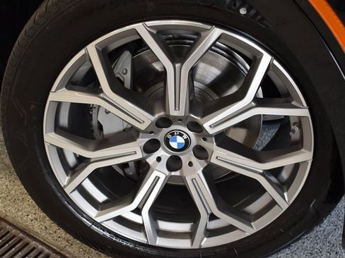 New 2026 BMW X7 xDrive40i image 14