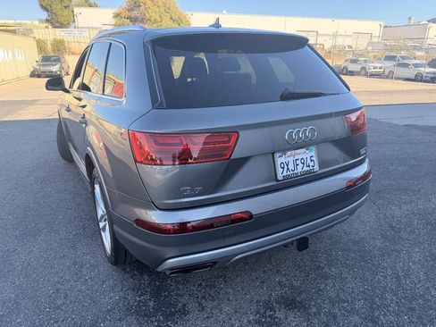 Used 2018 Audi Q7 3.0T Prestige w/ Prestige Package AWD/4WD image 16