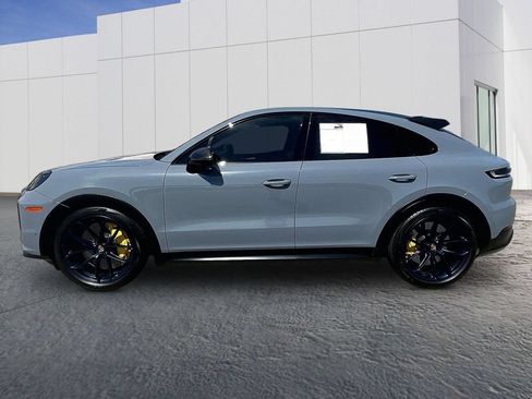 Certified 2024 Porsche Cayenne Turbo GT AWD/4WD image 2