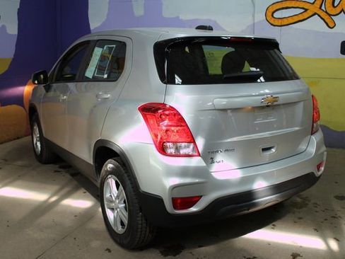 Used 2018 Chevrolet Trax LS AWD/4WD image 6
