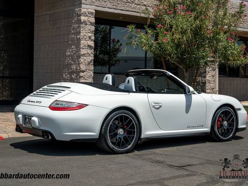 Used 2012 Porsche 911 Cabriolet image 7