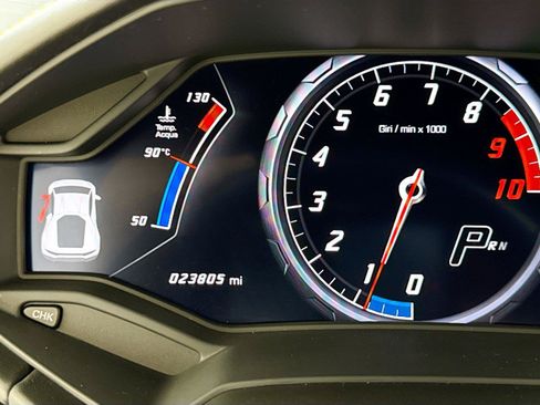 Used 2018 Lamborghini Huracan LP 580-2 RWD image 13