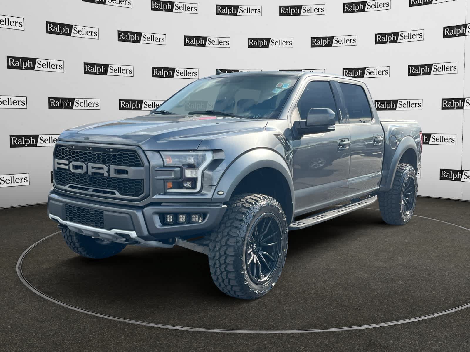 Used 2020 Ford F150 Raptor w/ Equipment Group 802A Luxury AWD/4WD image 2
