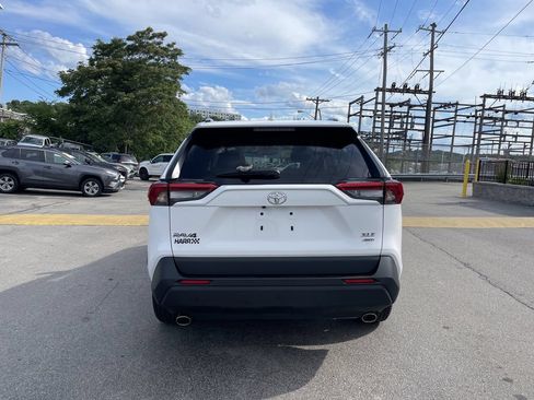 Used 2024 Toyota RAV4 XLE w/ Convenience Package AWD/4WD image 4