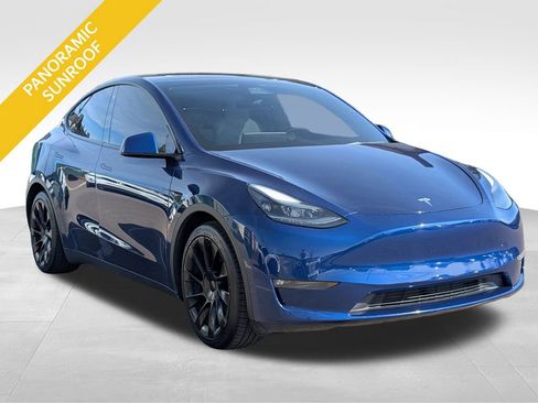 Used 2022 Tesla Model Y Performance image 5