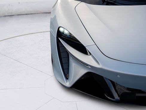 New 2026 McLaren Artura Spider RWD image 28